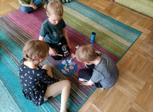 Terapia ręki u Smerfów