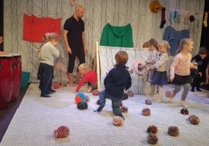 zabawa w teatrze