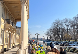 Dzieci na spacerze