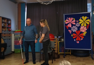 Pan Sebastian poprosił nauczycielkę o pomoc
